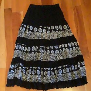 TravelSmith long crinkle Skirt, small